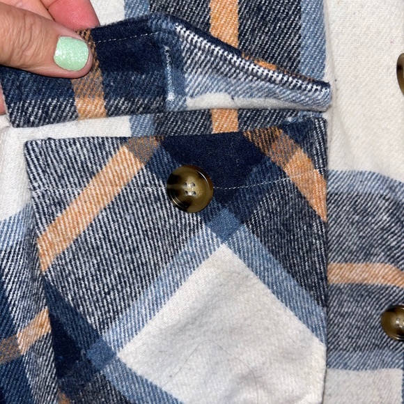 Plaid Button-Up Jacket - Picture 2 of 3